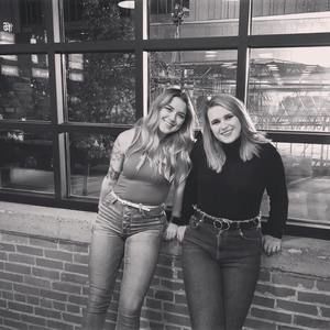 Meet your Posher, Evelyne